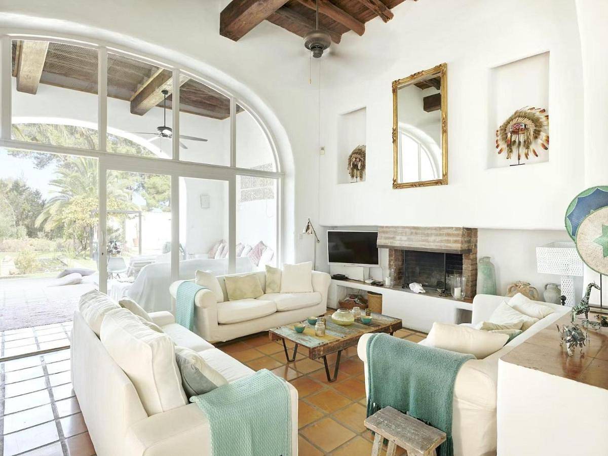Six-Bedroom Villa in Moncloa-Aravaca, Madrid