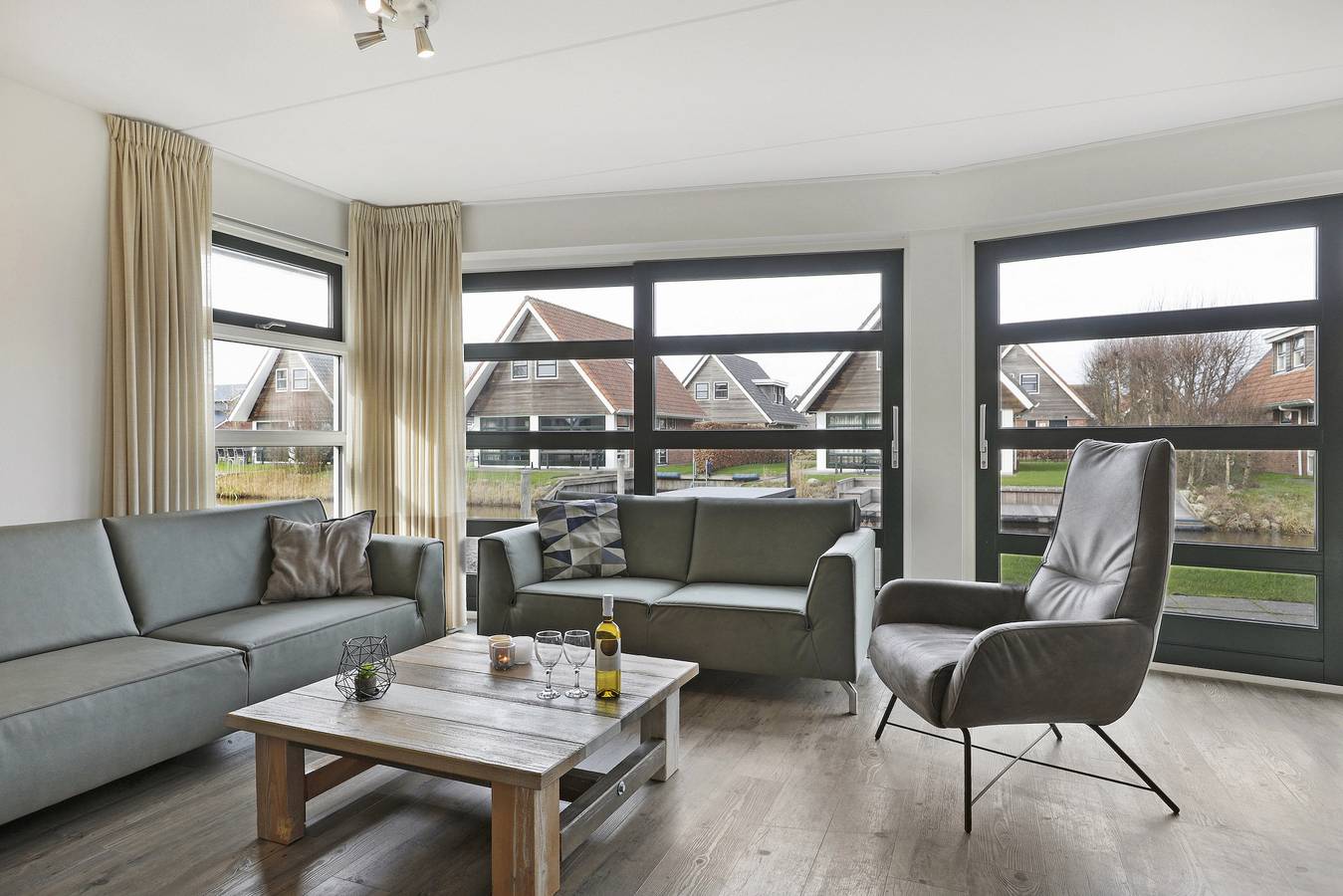 Bungalow für 6 Personen mit Sauna in Friesland