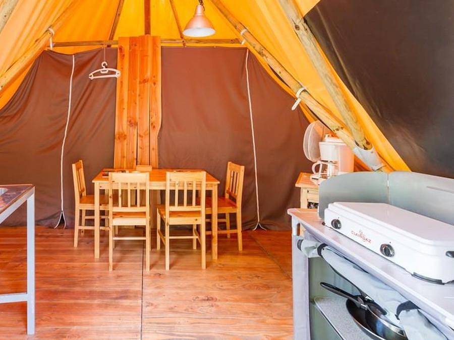 Camping Le Petit Trianon  - Safarizelt 4 personen - Tipi Ohne Sanitäranlagen in Paroisse Saint-Damien-en-Châtelleraudais, Vienne