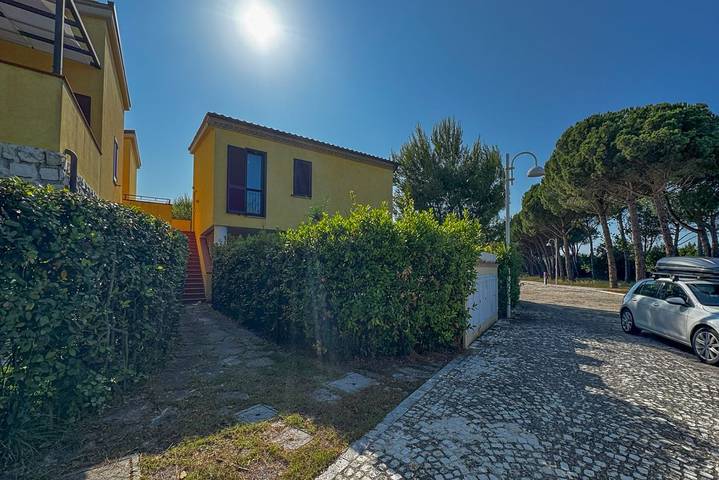 Apartamento entero, Relax, Balcony & Pool Retreat in Numana, Riviera del Conero