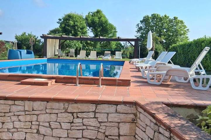 Agriturismo per 5 persone, con giardino e terrazza in Colli Euganei
