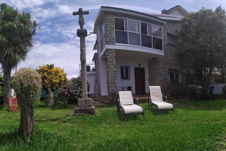 Casa rural para 6 personas, con jardín en Sanxenxo