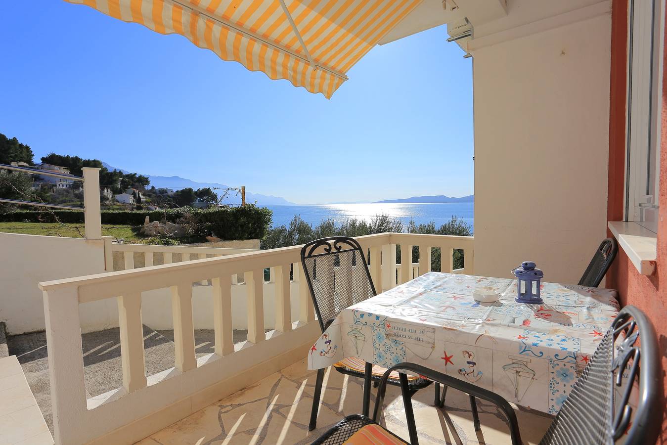 Ganze Wohnung, Studio flat near beach Mimice, Omiš As-18149-d in Mimice, Split-Dalmatien