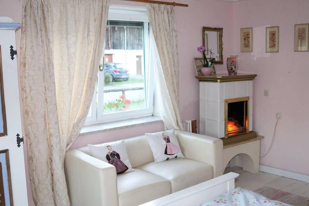 Four-Bedroom House in Finning, Ammersee