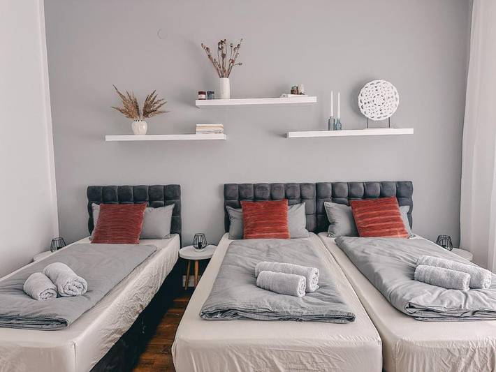 Ferienwohnung für 5 Personen, mit Balkon und Terrasse sowie Garten und Ausblick in Horn-Bad Meinberg - 2