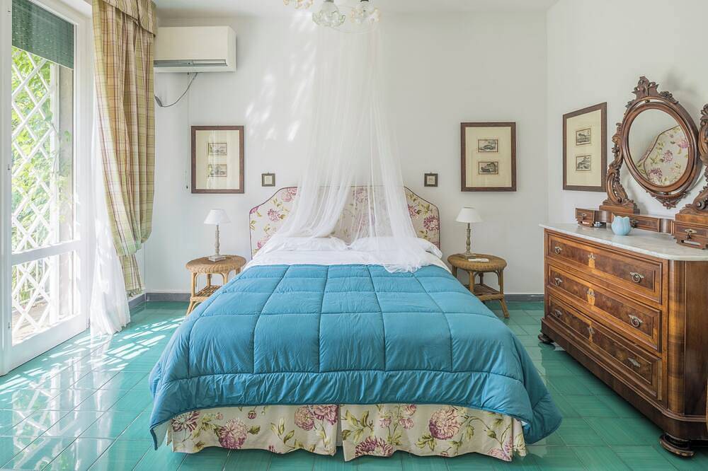 Villa with Park and Pool in Marina di Pietrasanta, Pietrasanta