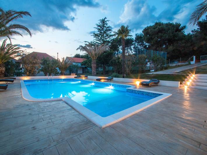 Ferienhaus für 4 Personen, mit Pool in Bibinje - 2