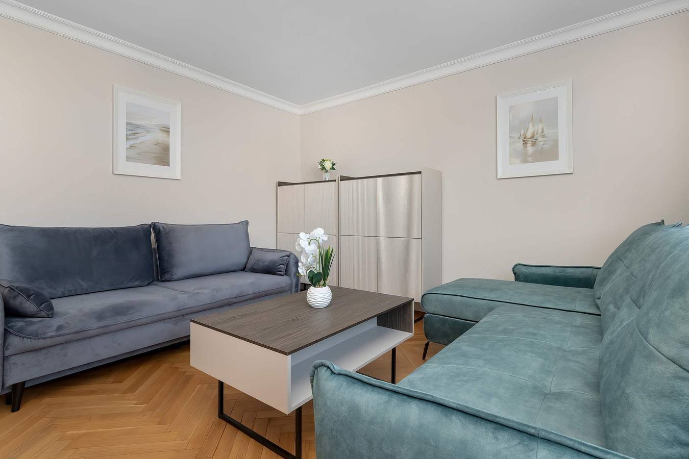 Appartement entier, W  adys  awa Iv 32 Gdynia   Three Bedroom Apartment in City Center with Desk in Gdynia, Zatoka Gdańska
