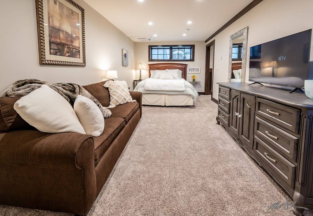 Beautiful Duplex/Minutes from Vail and Beaver Creek - 15% Disc. for 7+ Nights! in Eagle-Vail, Beaver Creek