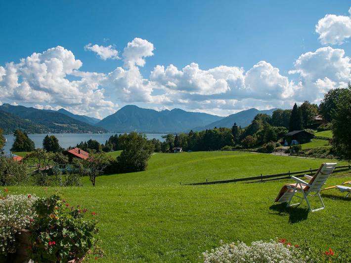 Bauernhaus für 3 Personen, mit Garten und Seeblick sowie Ausblick und Balkon, kinderfreundlich in Alpenland Tegernsee Schliersee - 2
