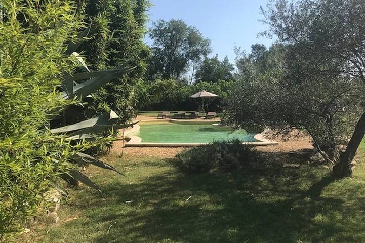 Maison de vacances pour 4 personnes, avec Jacuzzi ainsi que Terrasse et Jardin