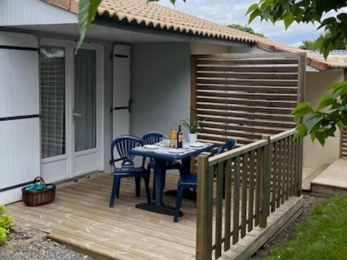 Location de vacances pour 4 personnes, avec terrasse à Maché - 2