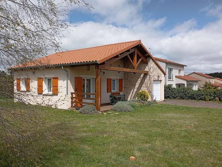 Location de vacances pour 4 personnes, avec jardin et vue dans Lac du Bouchet - 2