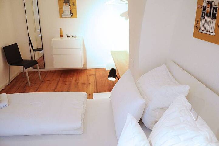 Ganze Wohnung, Einzigartige Ferienwohnung W11.4 mit Blick auf die Donau in Regensburg, Ostbayern