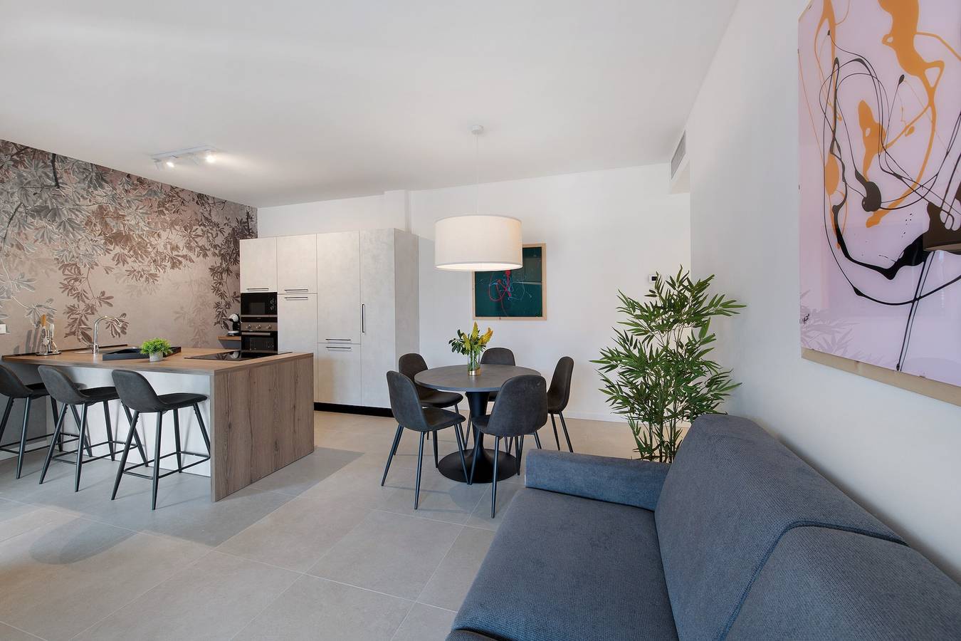 Appartamento intero, Appartamento 'Eleonora C3' con piscina condivisa, terrazza privata e aria condizionata in Garda, Prealpi Gardesane