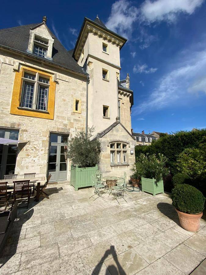 Le Castel Ecossais in Senlis, Oise