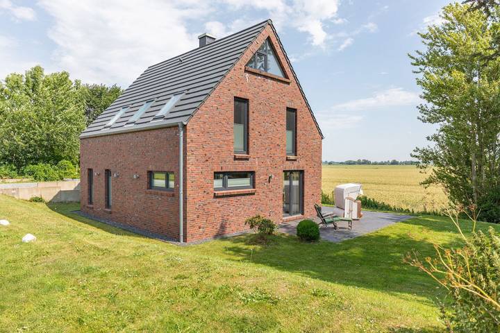 Ferienhaus für 6 Personen, mit Ausblick und Garten in Nordstrand