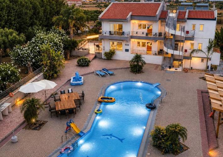 Holiday apartment for 2 people, with Balcony and Terrace as well as Garden and Pool in Fanes