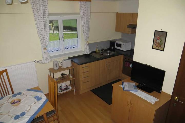 Ferienwohnung für 2 Personen, mit Balkon und Garten - 1