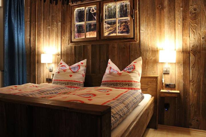 Ferienhaus für 4 Personen, mit Whirlpool und Terrasse sowie Garten in Schöfweg - 2