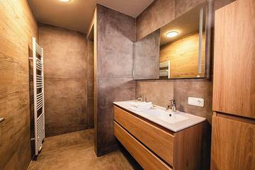 Ferienwohnung für 10 Personen, mit Pool und Terrasse in Berwang
