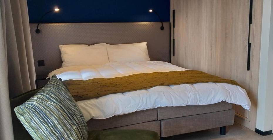 Parc de vacances pour 4 personnes, avec bassin pour enfant et jacuzzi ainsi que piscine et terrasse à Opglabbeek - 3