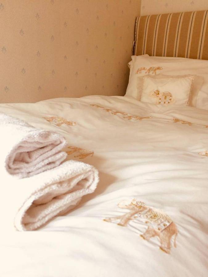 Chambre d’hôte pour 2 personnes, avec Terrasse et Jardin