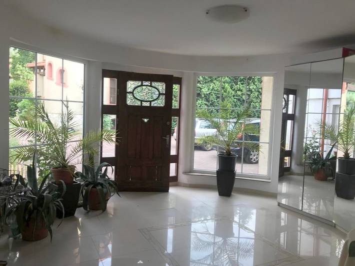 Apartament wakacyjny dla 6 osób, z ogród i widok, zwierzęta dozwolone w Polanica Zdrój