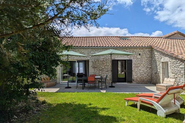 Gîte pour 6 personnes, avec jardin