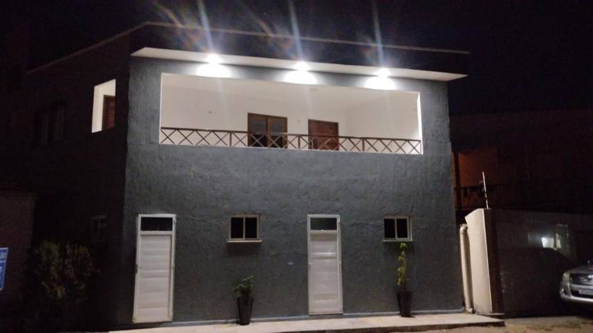 Casas e apartamentos de temporada para 2 pessoas, com balcão em Camocim