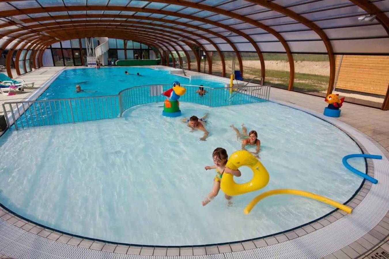 Zecamping 4 étoiles piscine pet friendly locatif 36m2 8 pers in Saint-Hubert-des-Biards, Bayeux und Umgebung
