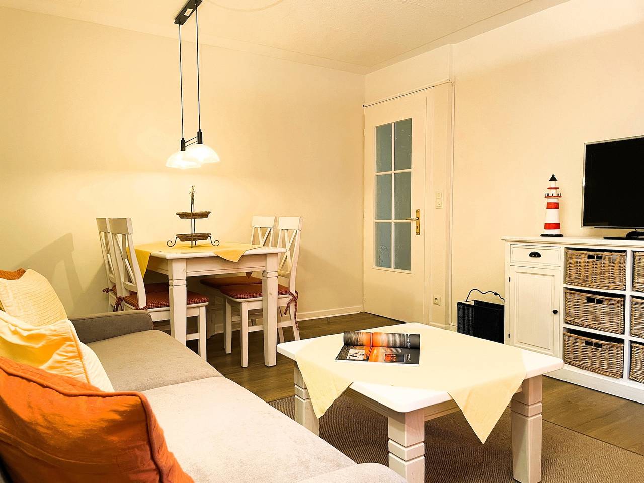 Ganze Ferienwohnung, Bohn 'Austernfischer', Mittelstraße in Wyk auf Föhr (Stadt), Wyk auf Föhr