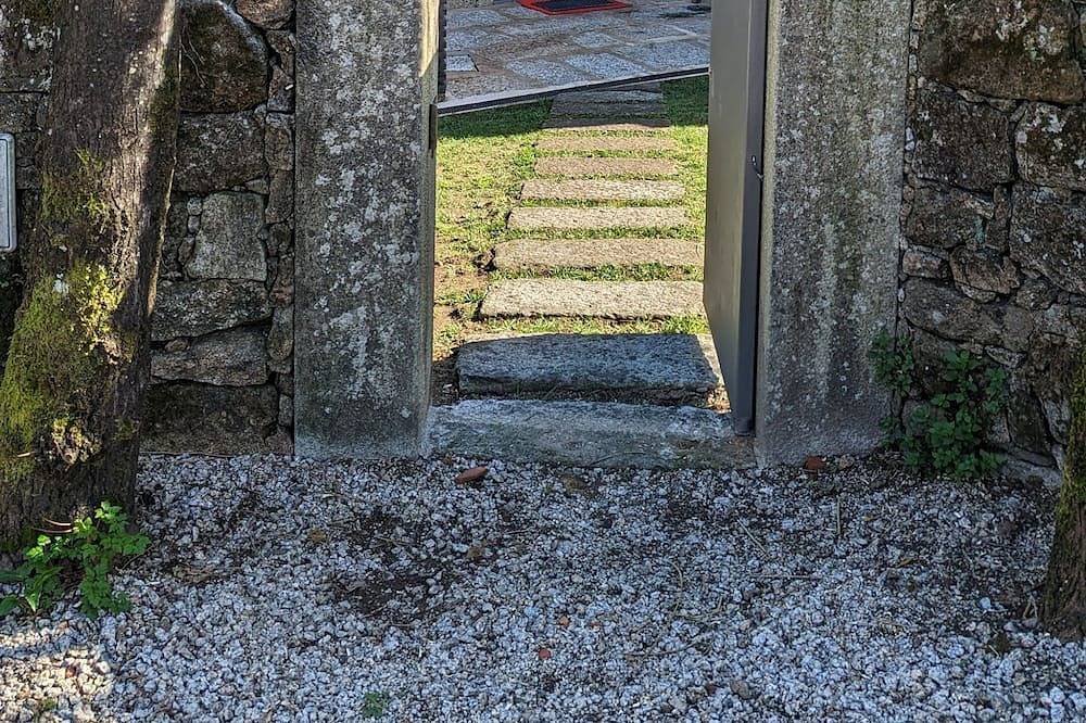 Privacy and Country charm, Dive In in Meadela, Viana do Castelo