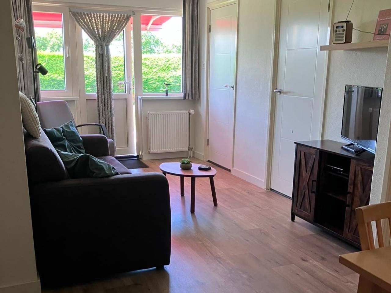 Geheel appartement, Prachtig en ruim vakantie appartement voor 3 tot 6 personen in Den Burg Texel. in Den Burg, Nederlandse waddeneilanden