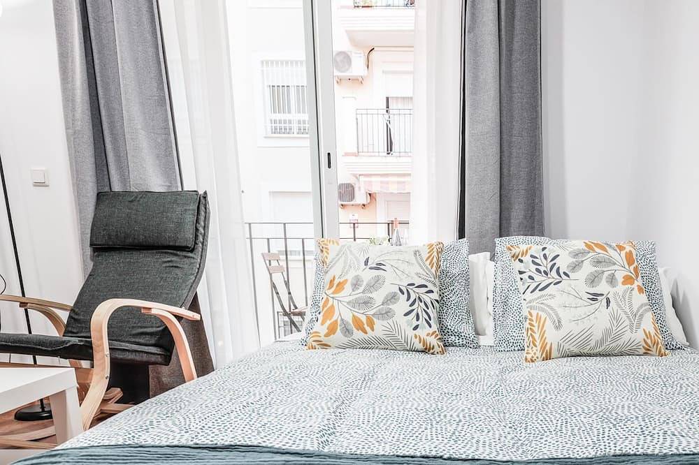 Apartamento entero, Apt buenas calidades piscina Algaba in La Algaba, Provincia de Sevilla