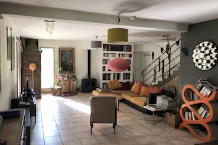 Gîte pour 15 personnes, avec Terrasse et Jardin à Meyrargues - 2