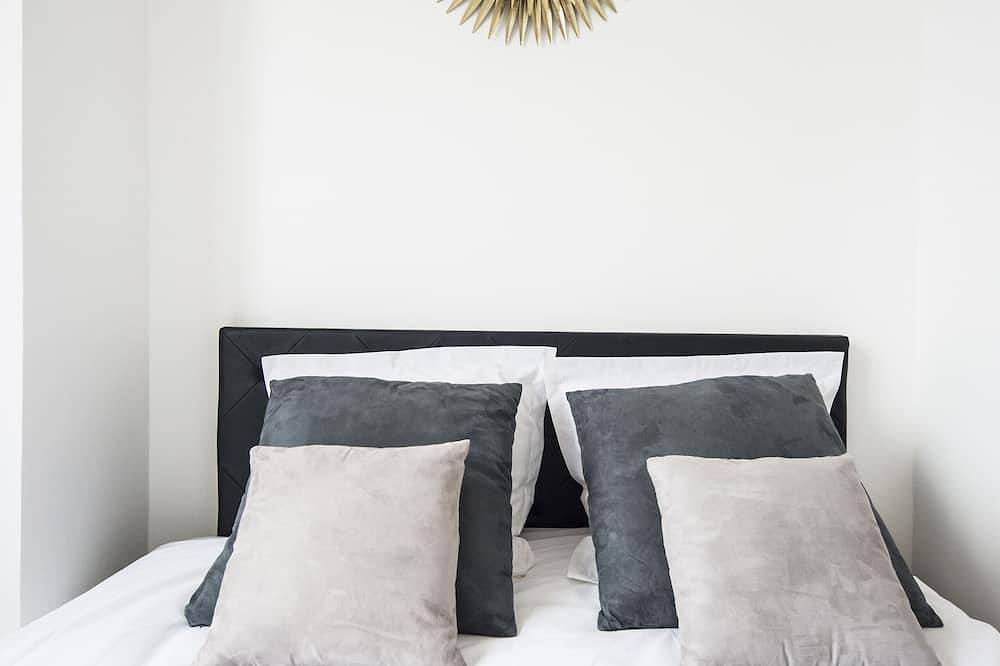 Entire apartment, Le Sequoia Appart' for 4 in the heart of Vichy in Vichy, Vichy region