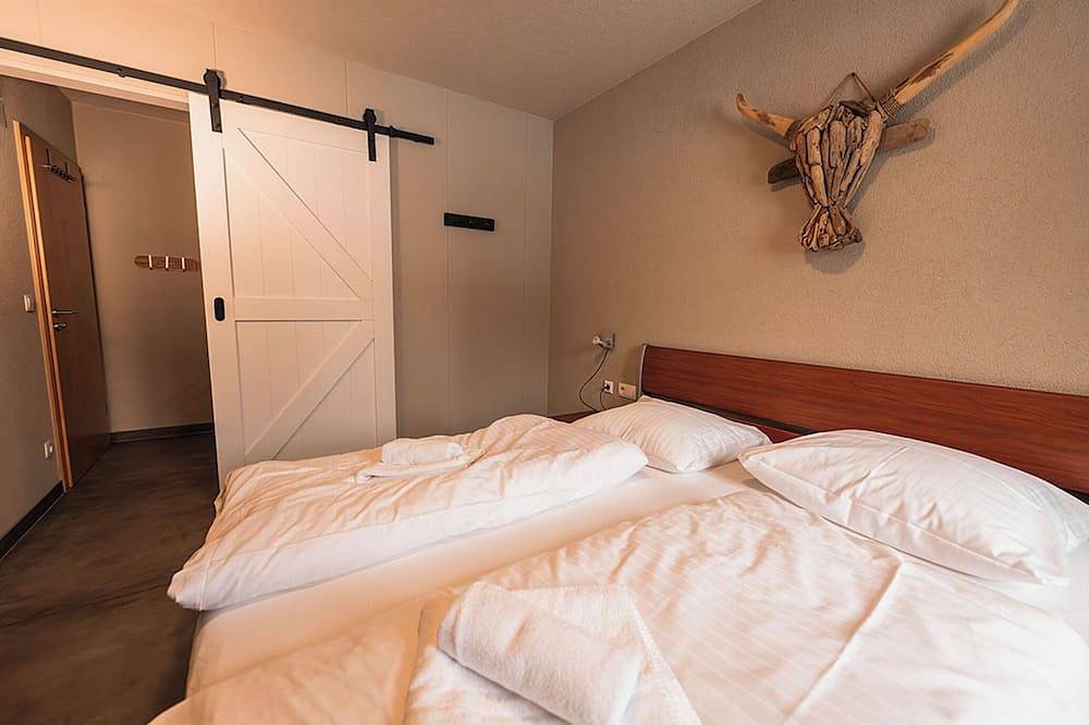 Ganze Wohnung, Chalet zur Rose - Ferienwohnung „Nelke“ 4-Zimmer 2-8 Personen (95m2) in Berwang, Außerfern