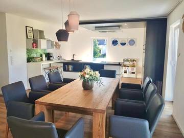 Ferienwohnung für 7 Personen, mit Ausblick und Garten, kinderfreundlich in Zirndorf