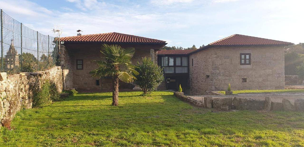Casa Rural Rectoral Santa Baia in Vilamarín, Ourense und Umgebung