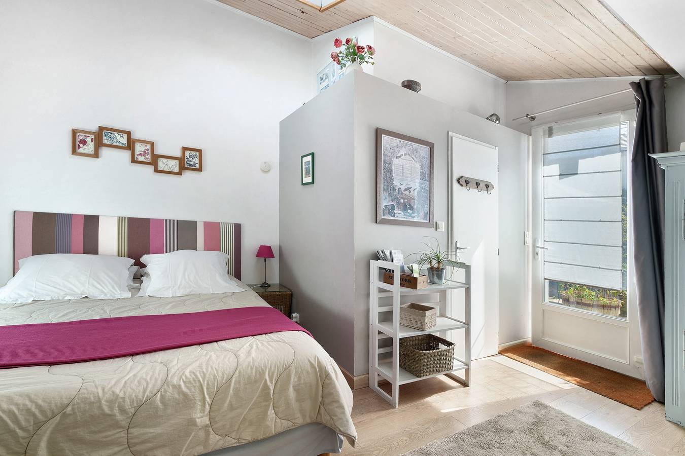 Gästezimmer Jules Verne - Courteline mit gemeinsamer Terrasse und Wlan in Saint-Herblain, Nantes und Umgebung