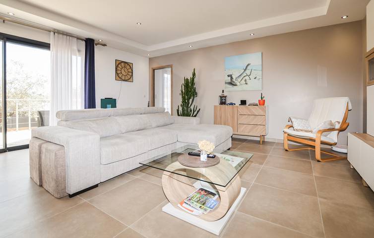 Location de vacances pour 4 personnes, avec jardin ainsi que piscine et terrasse à Prunelli-di-Fiumorbo - 4