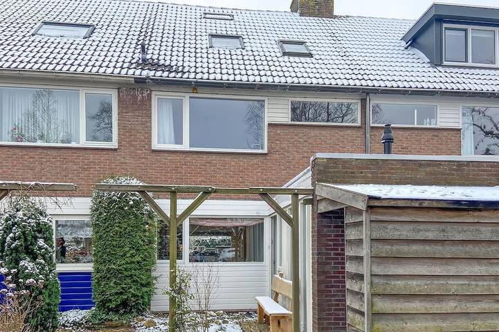 Gîte pour 6 personnes, avec terrasse dans Broek in Waterland