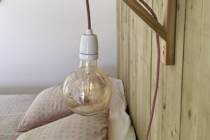 Gîte pour 2 personnes, avec jardin dans Rogil - 2