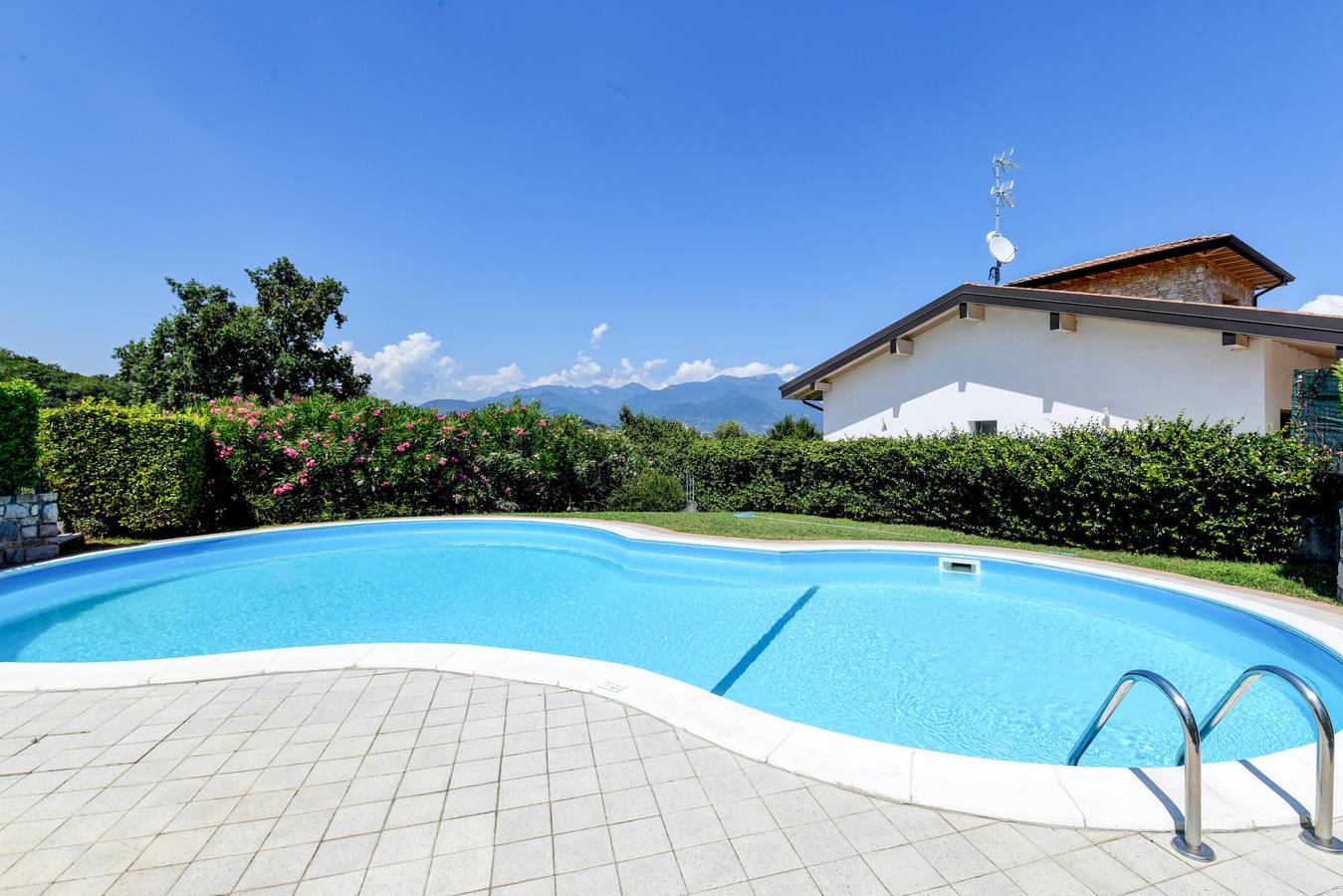 Villa Bella by Garda Fewo in Manerba del Garda, Garda Mountains