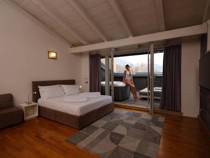 Ferienwohnung für 2 Personen, mit Whirlpool und Balkon - 1