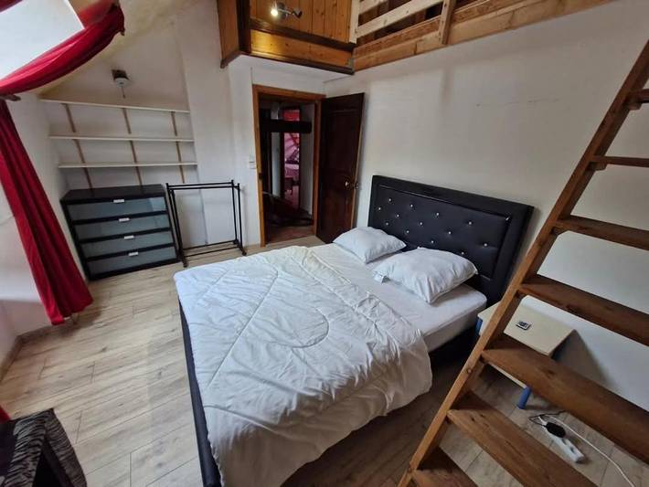 Maison de vacances pour 29 personnes, avec vue ainsi que jardin et piscine, animaux acceptés