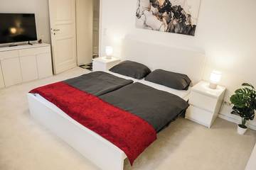 Apartment for 6 People in Cologne, Rhineland, Photo 2