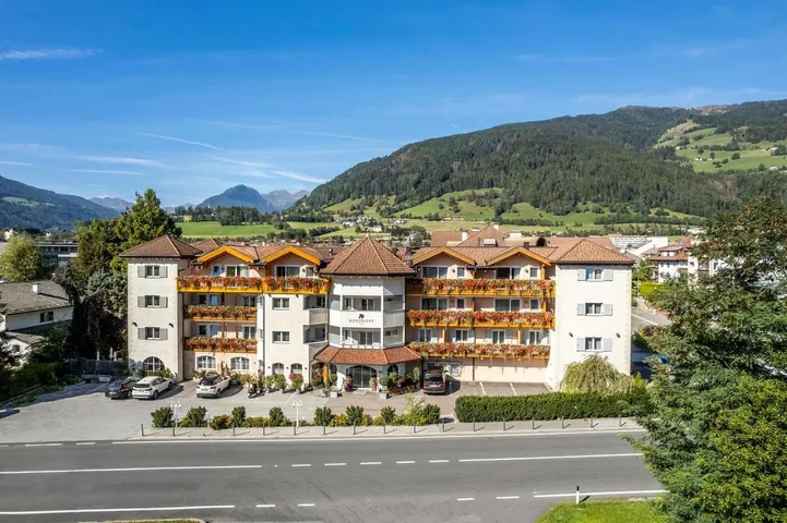 Hotel für 4 Personen, mit Ausblick und Sauna sowie Garten, mit Haustier - 1