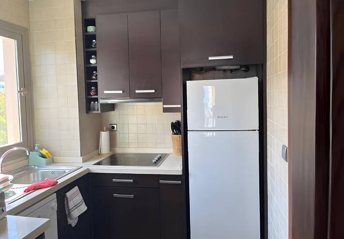 Entire apartment, Bluehorizonbenalmadena Apartment with Pool, Private Terrace, and Wi-Fi in Benalmádena Costa, Benalmádena